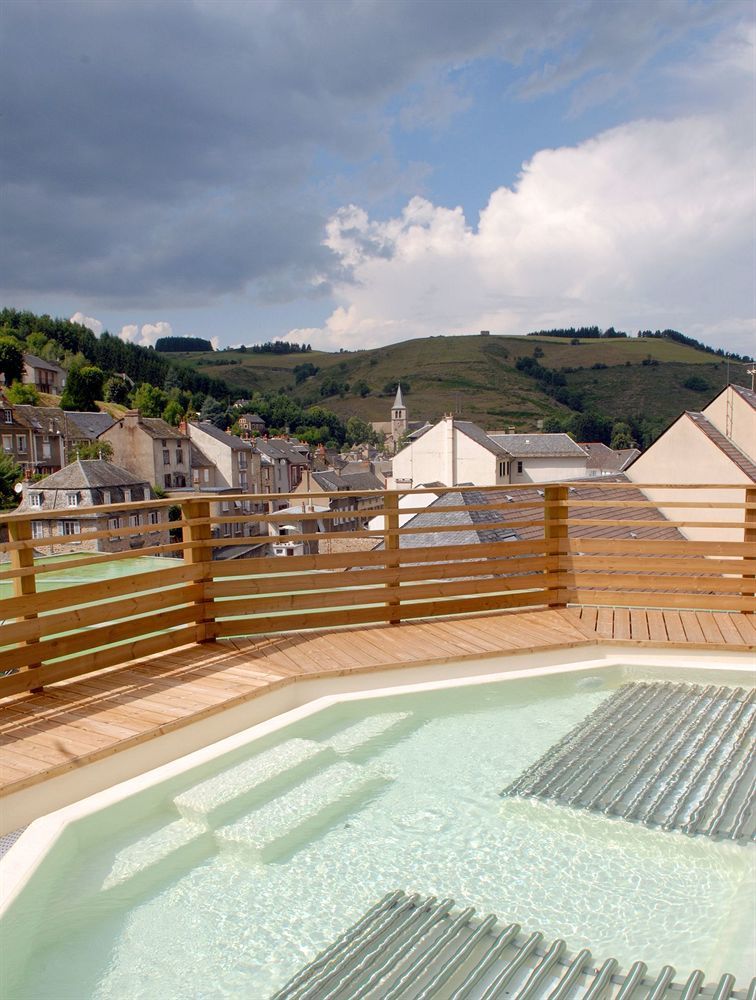 Brit Hotel Du Ban Chaudes-Aigues Zewnętrze zdjęcie